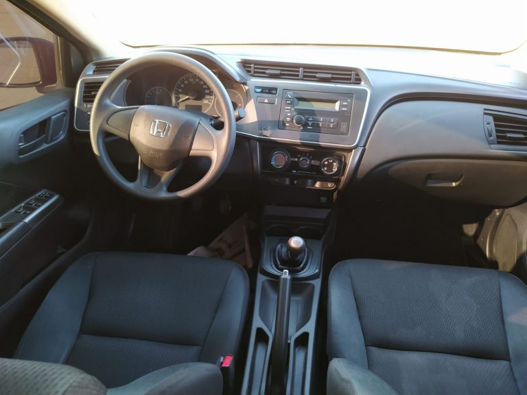 HONDA  CITY DX MT